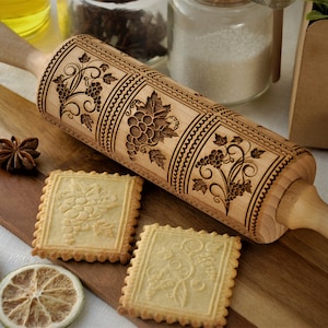 Grape Springerle cookie mold Baking Mothers Day gift Textured Embossed Engraved rolling pin Carved Clay stamp Easter Wooden cookie roller