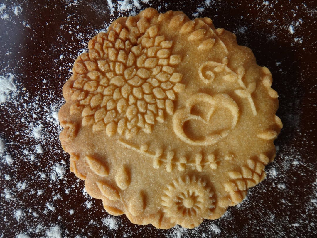 Embossed Dough Roller Flowers Engraved Wooden Rolling Pin Etsy