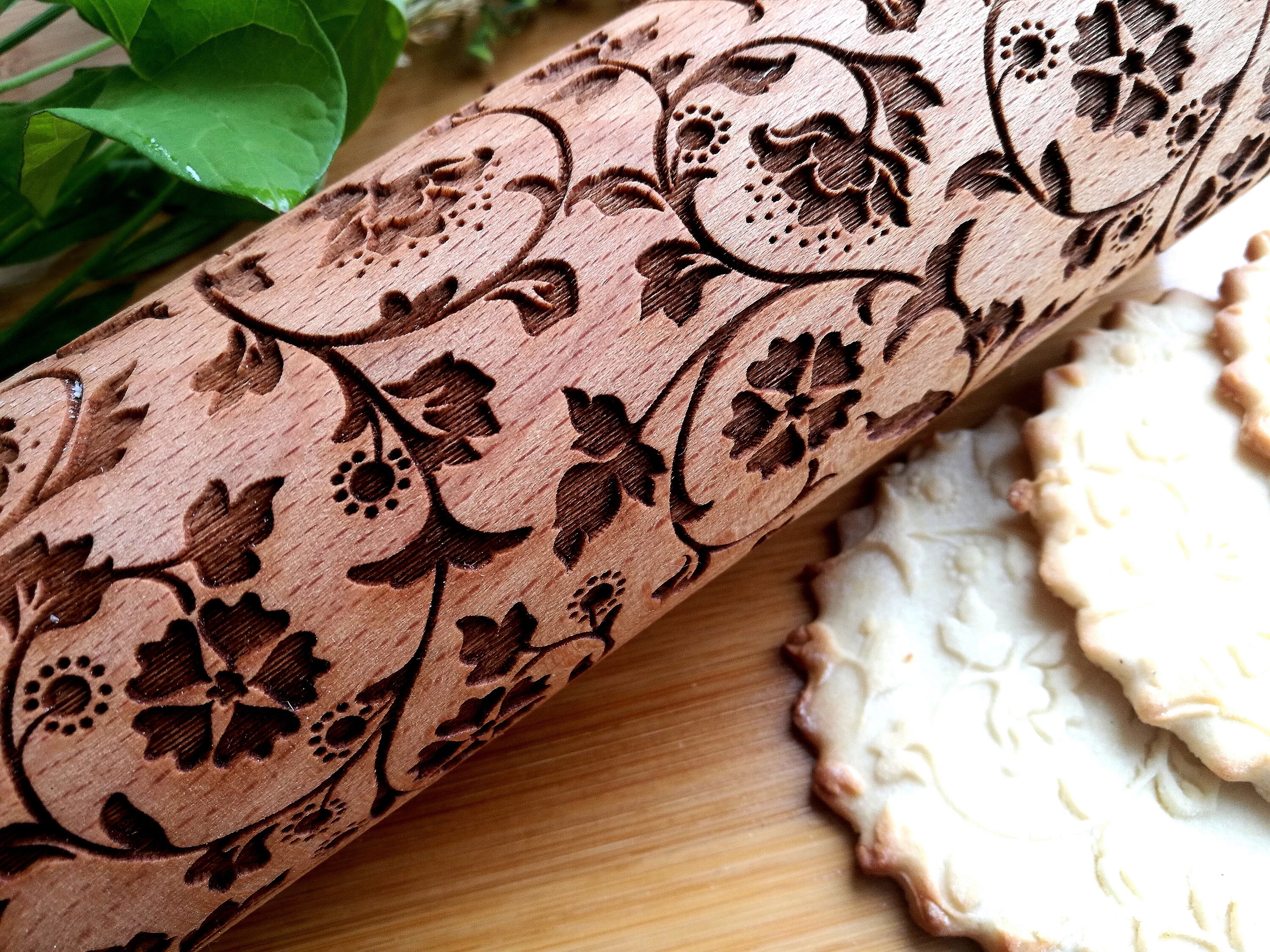 Floral engraved rolling pin Flower embossed rolling PAISLEY Etsy