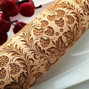 Strawberry Embossing Rolling pin Embossed rolling pin Deep carved mold Dough roller Cookie mold Springerle Textured roller Cookie stamp