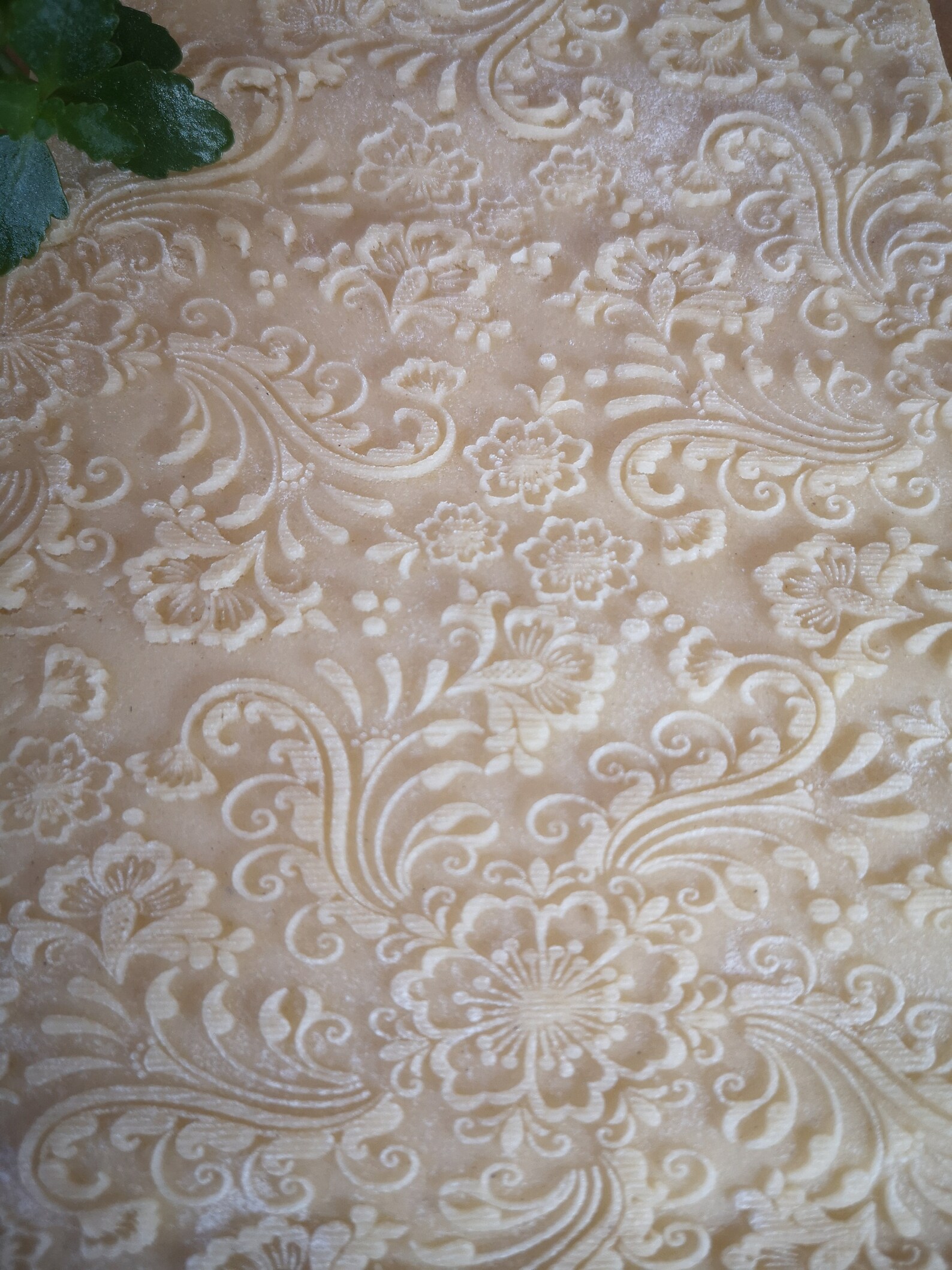 PAISLEY engraved rolling Embossed dough roller Engraved wooden Etsy