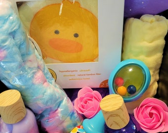 Mommy & me gift box, new mom gift, postpartum gift box, mom's and baby spa