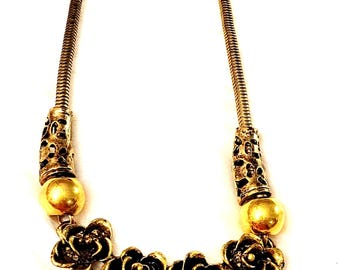 Vintage rose necklace with large rhinestones