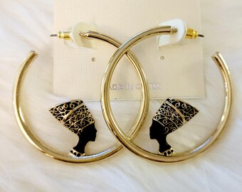 Large gold tone Nefertiti hoop earrings
