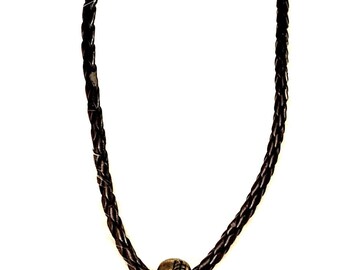 Vintage tri-tone heart necklace, with colored stones.