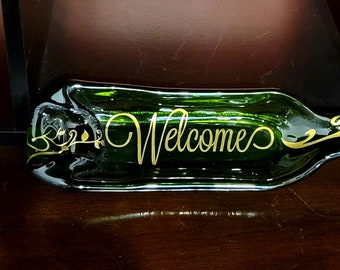 Welcome sign, green glass welcome tray, bottle shape tray