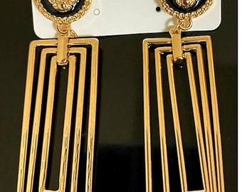 Fashion earrings, gold / black lionhead rectangle earrings