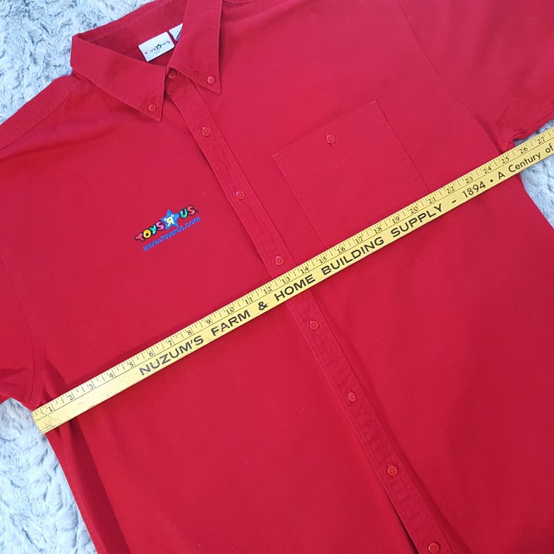 Vintage Toys R Us Uniform Shirt 3XL XXXL Red Short Sleeve Button Up Toy Store Employee