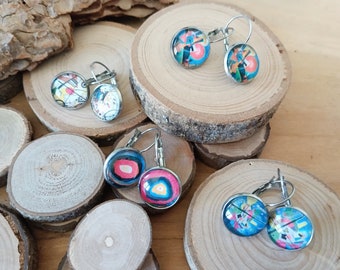 boucle d oreilles dormeuses art moderne,façon Kandinsky, cabochon verre 16mm,french touch,multicolores, femme ou enfant, hypoallergéniques