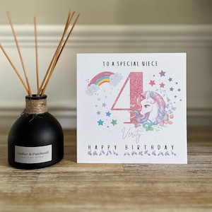 Biglietto di auguri BSL per il 2°, 3°, 4° e 5° compleanno, Lingua dei segni britannica, dattilografia BSL, biglietto inclusivo, perdita dell'udito, consapevolezza dei sordi, per lei, unicorno
