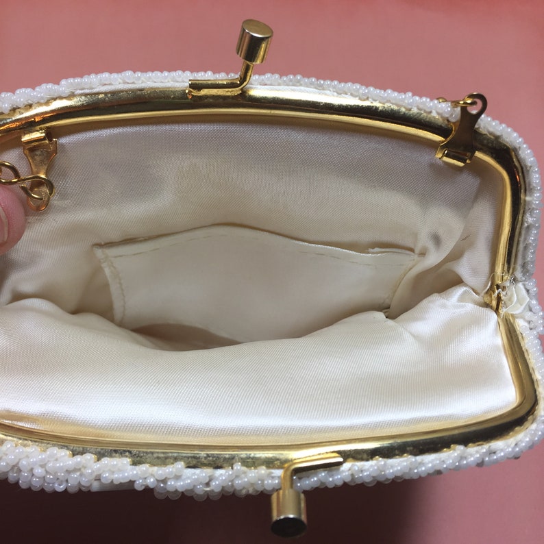 Vintage White Beaded Clutch Made in Hong Kong. Floral design