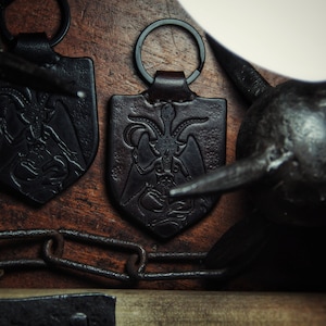Satanic key ring "Goat mit Uns" with Baphomet on the front side and Pentagram on the back side.