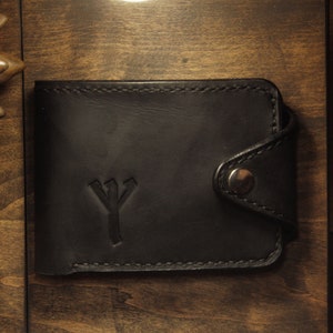 Portemonnaie „Algiz“. Personalisiertes Geschenk