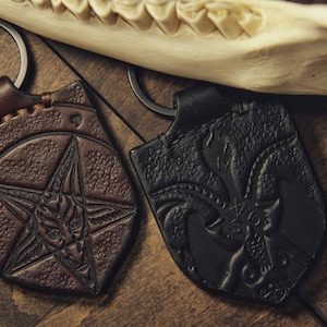 Satanic key rings &quot;Baphomet&quot;. Big Baphomet on the front side, big Pentagram on the back side