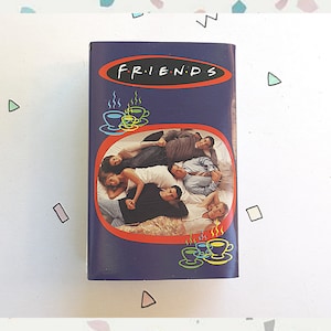 Vrienden Cassette Tape 1995 Diverse Artiesten Tapes 90s Hootie en de Blowfish Rembrandts Lou Reed REM Tapes Music 1990 tv-show soundtracks