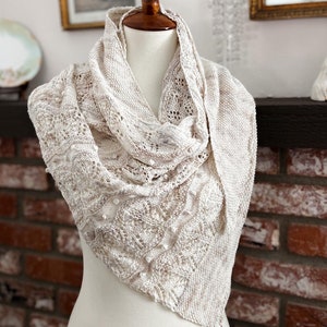 Knitting Pattern: Berry Scone Shawl / Shawl Knitting Pattern/ Textured Shawl Pattern / Digital Pattern