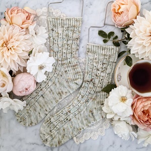 Knitting Pattern: Comity Socks / Textured Socks Knitting Pattern, Lacy Knit Socks, Instant download