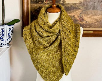 Knitting Pattern: Thatlassic Shawl / Digital knitting pattern, asymmetrical triangle shawl, knit lace scarf
