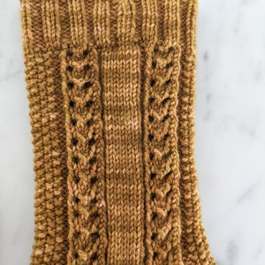 Knitting Pattern: Creme Brulee Socks / Textured Sock Knitting Pattern/ Lacy Sock Pattern / Digital Pattern image 6