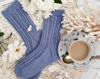 Knitting Pattern: Abalone Socks / Sock Knitting Pattern/ Textured Sock Pattern / Digital Knitting Pattern