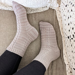 Knitting Pattern: Lucida Socks / Textured Socks Knitting Pattern, Lacy Knit Socks, Instant download image 7