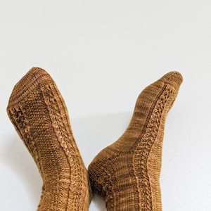 Knitting Pattern: Creme Brulee Socks / Textured Sock Knitting Pattern/ Lacy Sock Pattern / Digital Pattern image 8