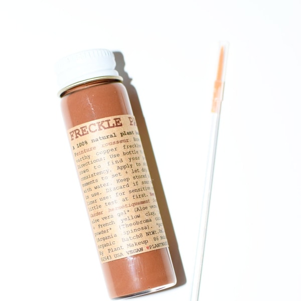 Sommersprossen Paint. Super natürliche Make-up Farbe auf pflanzlicher Basis