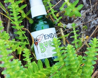 Repelente de insectos a base de hierbas. Bruma exterior con aroma a hierba de limón, hierba gatera, lavanda, cedro, eucalipto y romero.