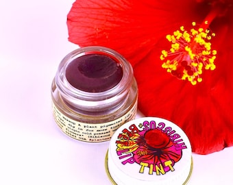 Tinta labbra all'ibisco e barbabietola. Trucco vegetale, balsamo labbra colorato botanico completamente naturale.