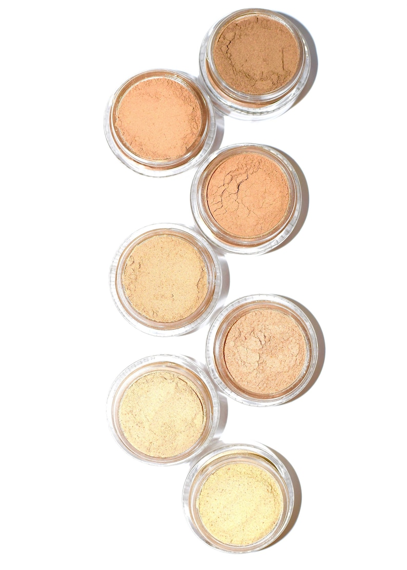 Foundation Powder . made with plants image 10