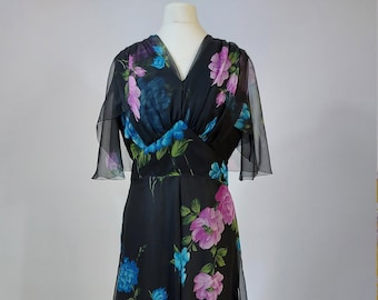 1970s black floral chiffon angel sleeve maxi formal dress gown - size M