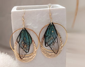 Green earrings/Fancy earrings/dangling earrings/ear jewelry/earrings/butterfly wings