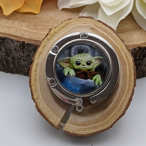 Accroche sac a main a la table/accessoire sac/sac a main/cadeau femme/baby yoda/accroche sac de table/accroche sac bébé yoda/grogu