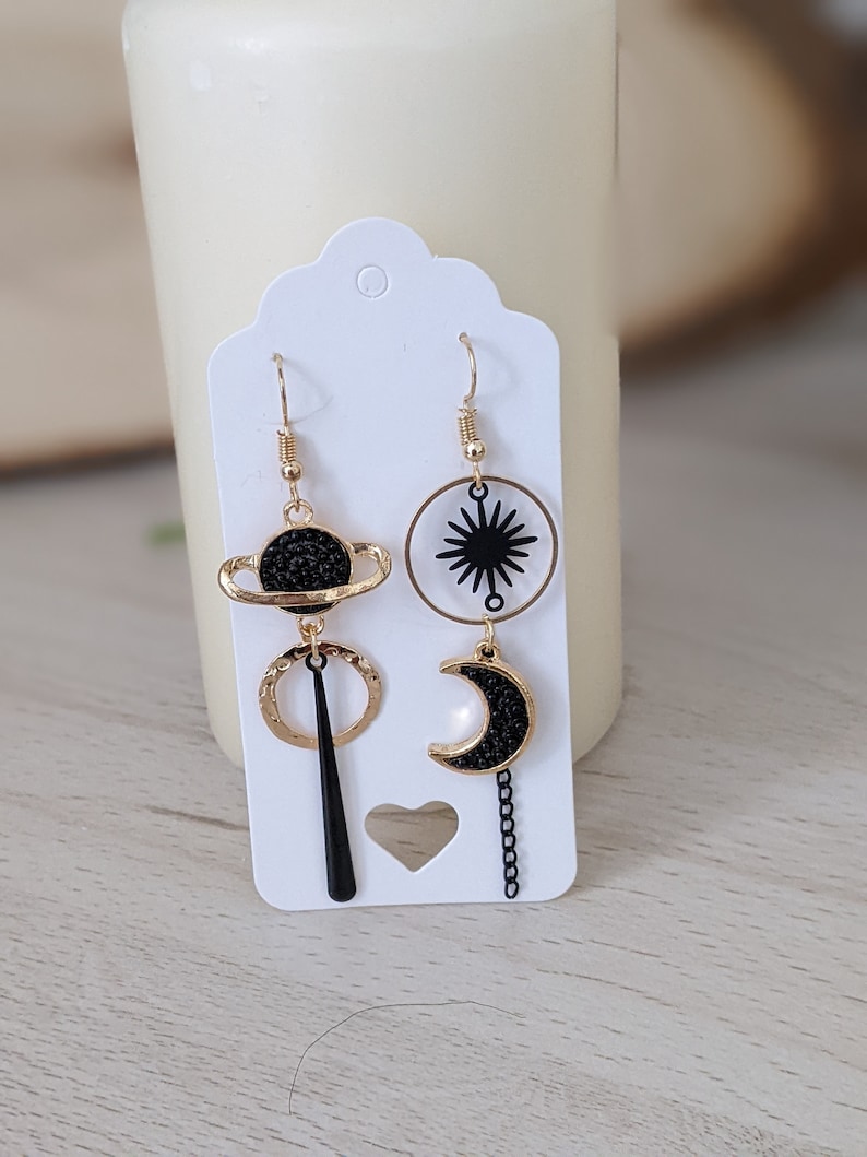 Boucles d'oreilles asymétriques/bijou d'oreille/ boucles d'oreilles pendantes/cadeau/boucles d'oreilles noires/boucles d'oreilles fantaisie image 2