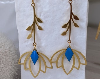 Boucles d'oreilles longues/boucles d'oreilles fait main / boucles d'oreilles bleues/cadeau/boucle d'oreilles dorées