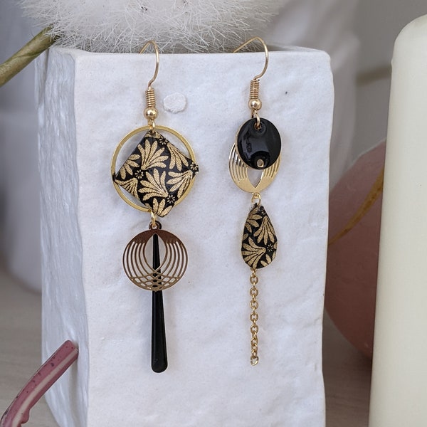 Boucles d'oreilles asymétriques/boucles d'oreilles fait main / boucles d'oreilles pendantes/cadeau/boucle d'oreille papier washi/boucles