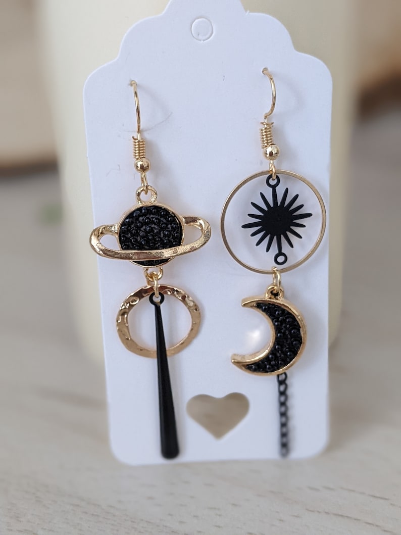 Boucles d'oreilles asymétriques/bijou d'oreille/ boucles d'oreilles pendantes/cadeau/boucles d'oreilles noires/boucles d'oreilles fantaisie image 3