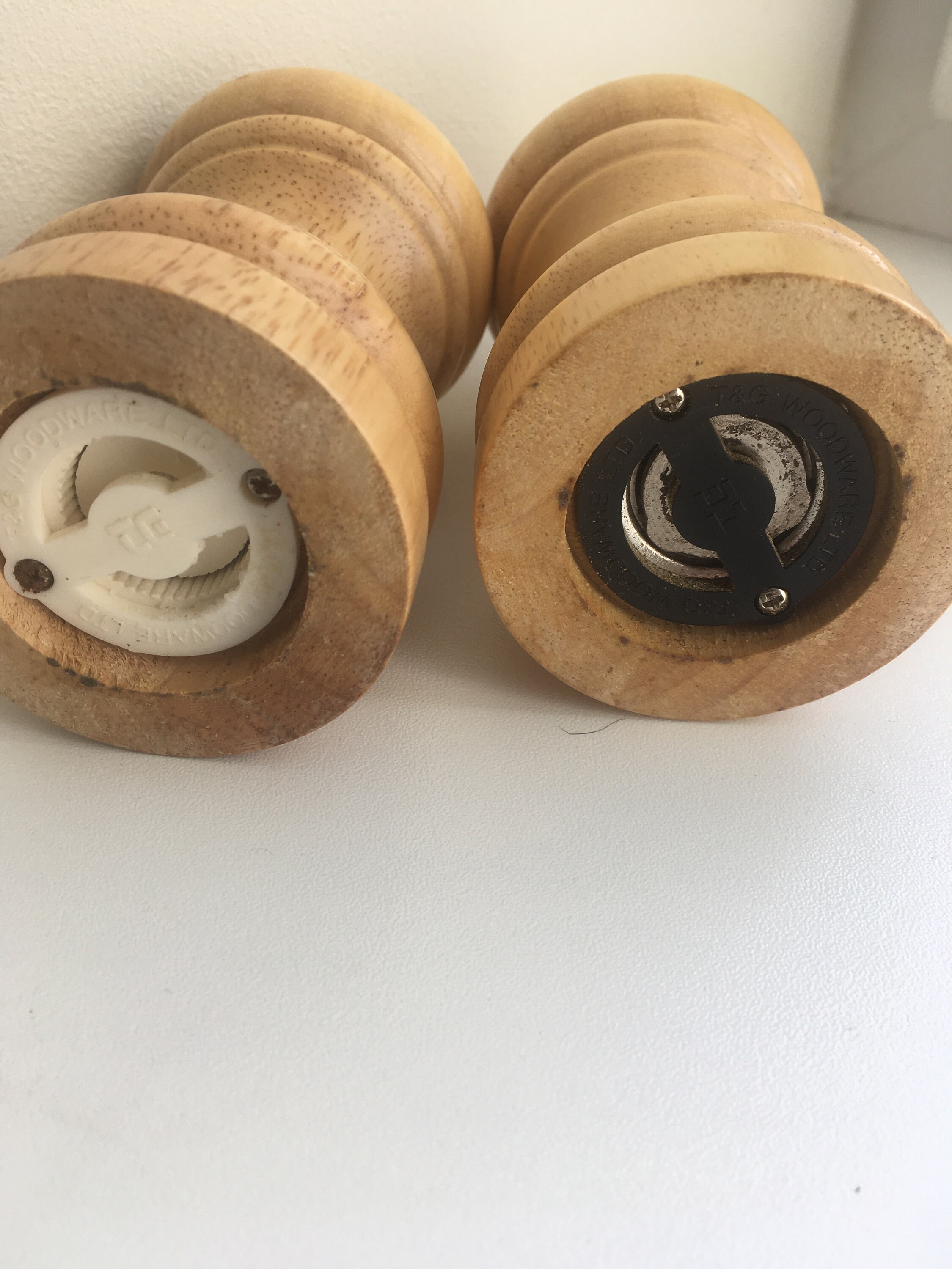 t&g woodware pepper grinder