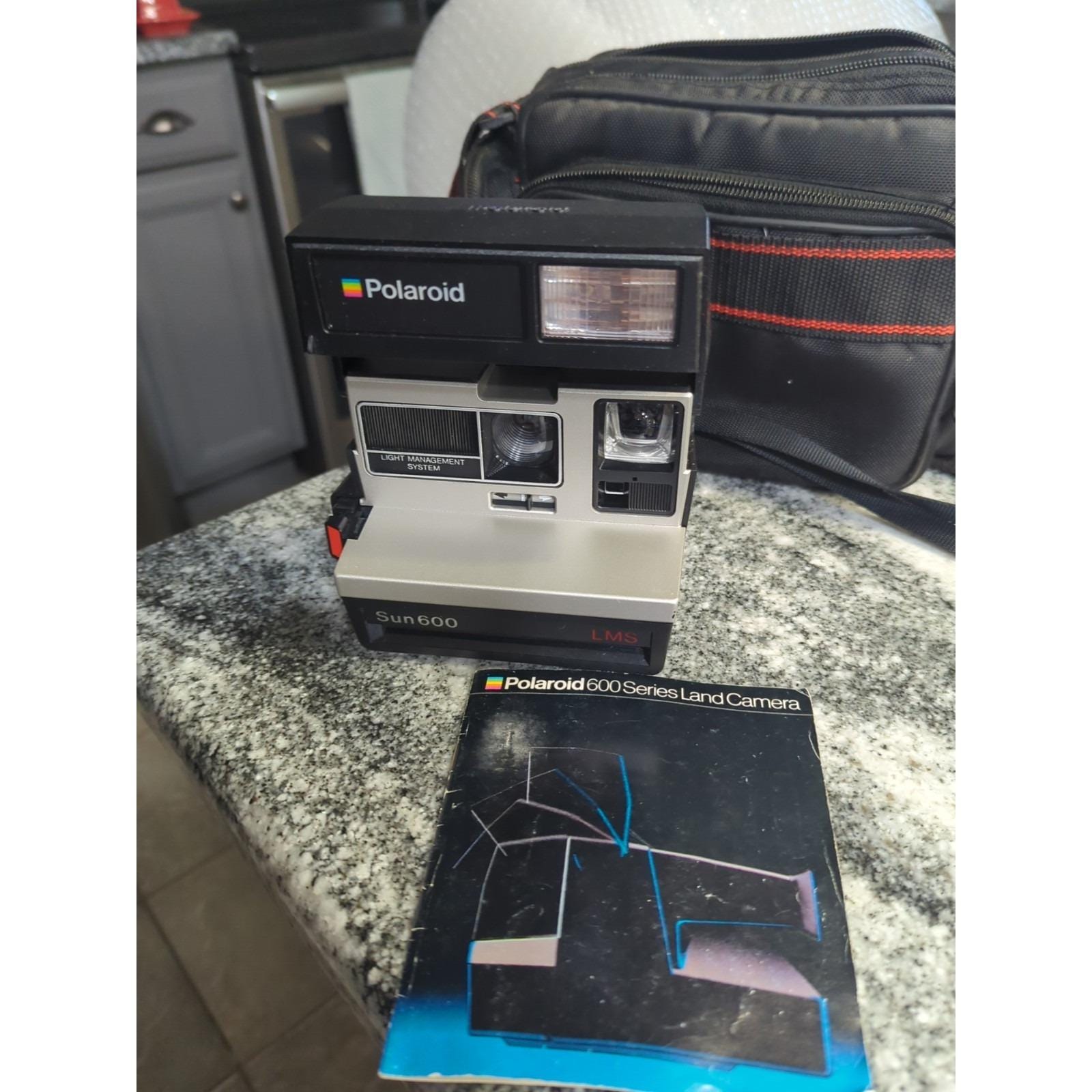 Appareil Photo Polaroid Sun 600 LMS - Très Joli Avec Une Boîte De Film Incluse !