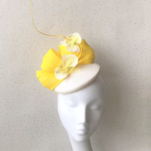 Yellow and White Fascinator Wedding Floral Yellow Abaca PillBox Lemon Ascot Hat Headpiece Melbourne Cup Races Ladies Day Derby