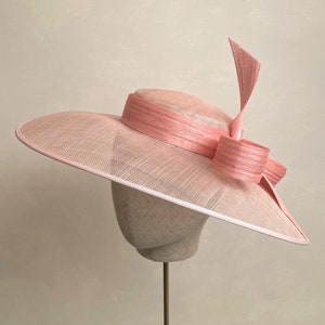 Pale Pink Boater Hat Pink Fascinator Blush Mother of the Bride Wedding Hat Blush Ascot Hat Kentucky Derby Occasion Church Hatinator
