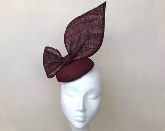 Burgundy Wedding Fascinator Wine Bow Hat Mother of the Bride Goodwood Wine Hat Claret Hatinator Races Hat Wedding Guest