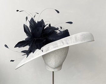 Fascinatore Per Sposa Avorio Con Fiocco – Cappello Da Cerimonia Kentucky Derby Royal Ascot