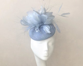 Pale Blue Wedding Fascinator Pastel Blue Feather Wedding Hat Mother of the Bride Sky Blue Cornflower Powder Blue Ascot Hat Wedding Guest