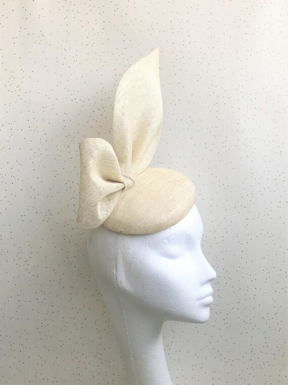 Ivory Wedding Fascinator Pillbox 