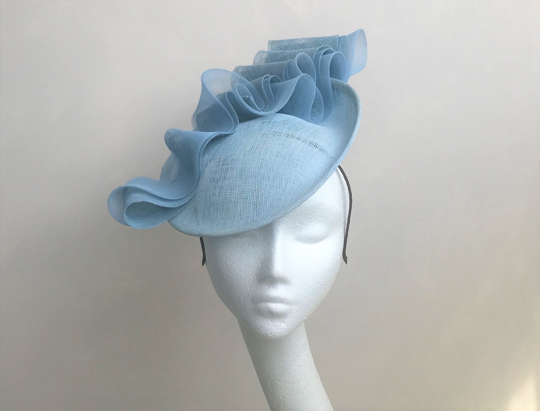 Blue ladies sales hats and fascinators