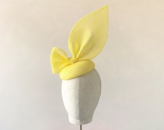 Yellow Fascinator Yellow Wedding Hat Bow Headpiece Wedding Races Large Bow Hatinator Ascot Hat Bow Primrose Cocktail Hat