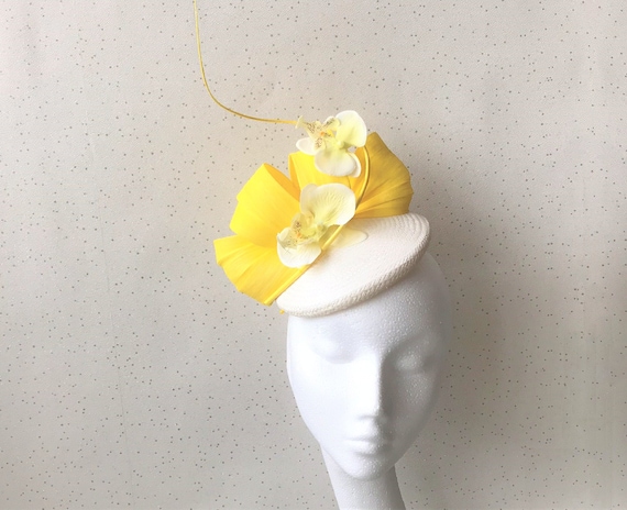White Fascinator Wedding Floral Yellow 