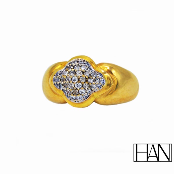 Ring all in gold 18k pump and cabujon of diamonds brilliant cut