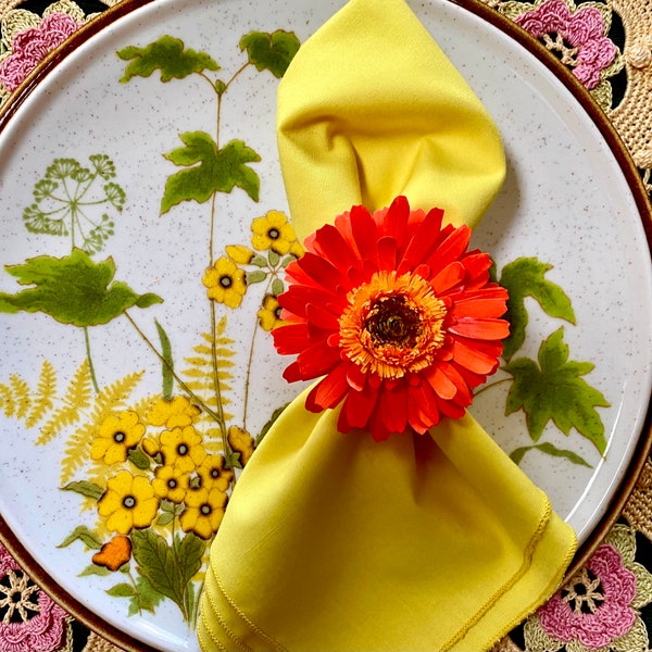 Daisies! Daisies! Daisies! Napkin Rings